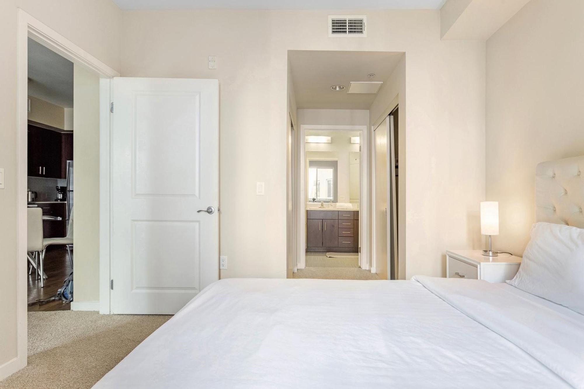 Luxury 2 Bedroom 2 Bathroom With Fitness Center And Pool Los Angeles Exterior photo